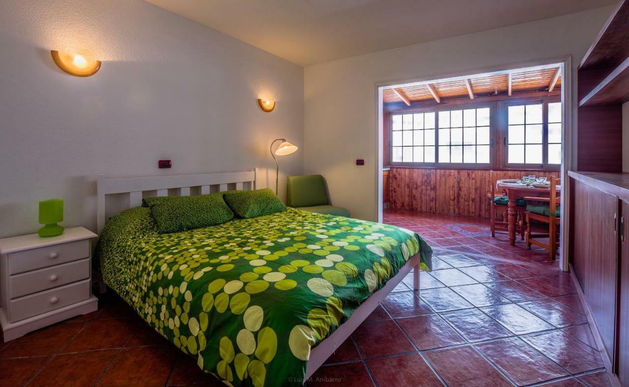 Sunny Studio Flat Apartment Los Cristianos  Exterior photo